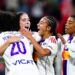 Lyon éclate Paris 6-1 : spectacle offensif ou mise en scène bien huilée ?