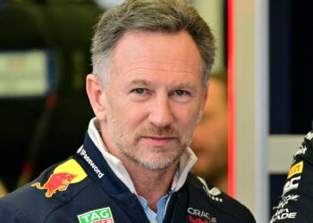 20 ans, 8 titres, un chèque et la sortie : merci et au revoir !