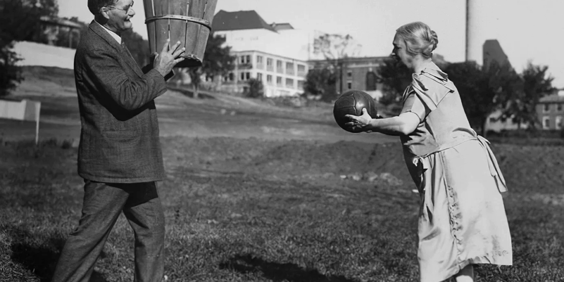 Le basket : du panier de pêches au tir à neuf mètres