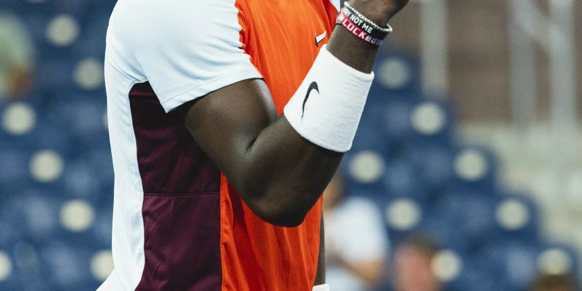 Tiafoe joue au critique : Alcaraz, Sinner, et le pauvre Djokovic…