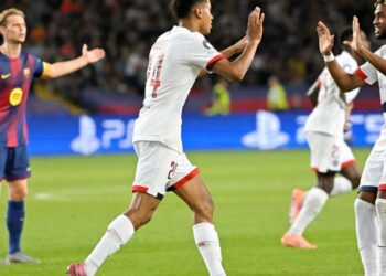 Trois gamins, un pari et Luis Enrique qui sourit: le PSG persiste et signe